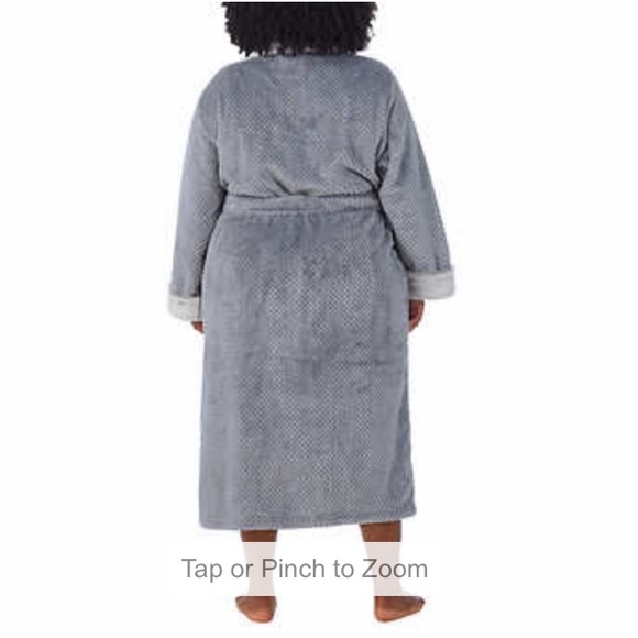 Carole Hochman ladies soft plush long warm Robe - Picture 12 of 12